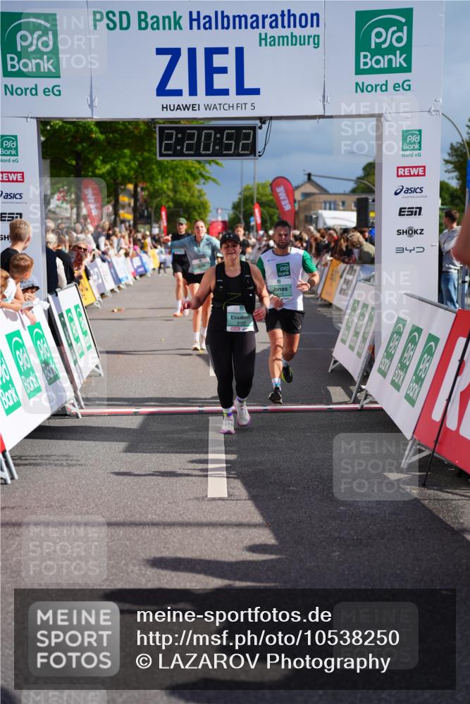20.09.2026 - PSD Bank Halbmarathon LAZAROV Photography http://msf.ph/oto/10538250 20.09.2026 12:20:52 Ziel 1331, 2305, 2389, 3102, 3620, 3740, 4292, 4312, 4790 meine-sportfotos.de