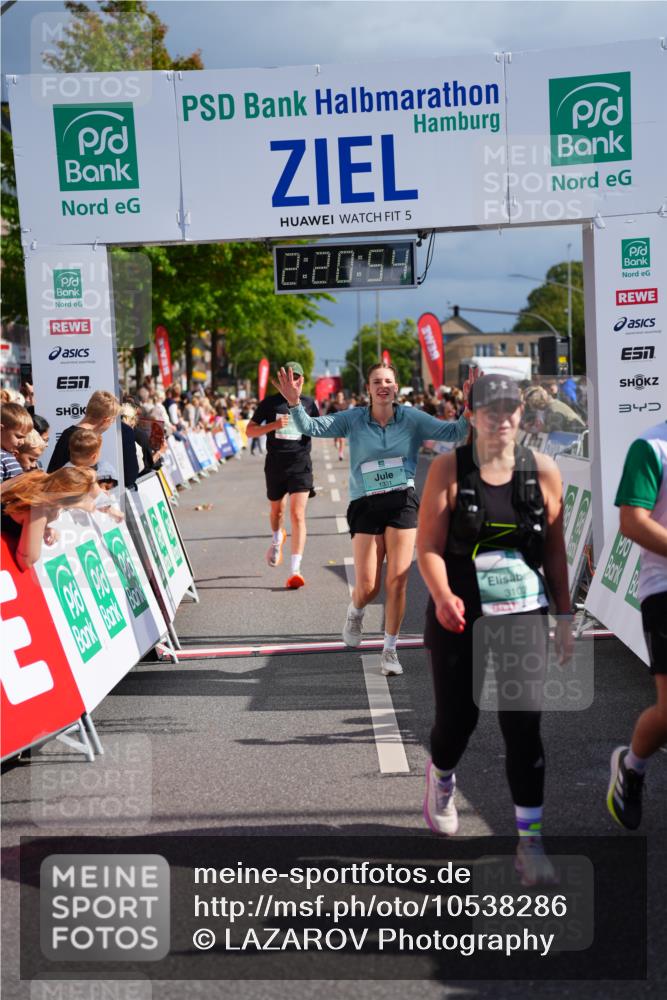 20.09.2026 - PSD Bank Halbmarathon LAZAROV Photography http://msf.ph/oto/10538286 20.09.2026 12:20:54 Ziel 1331, 2305, 3102, 3412, 3740, 4292, 4312, 4790 meine-sportfotos.de