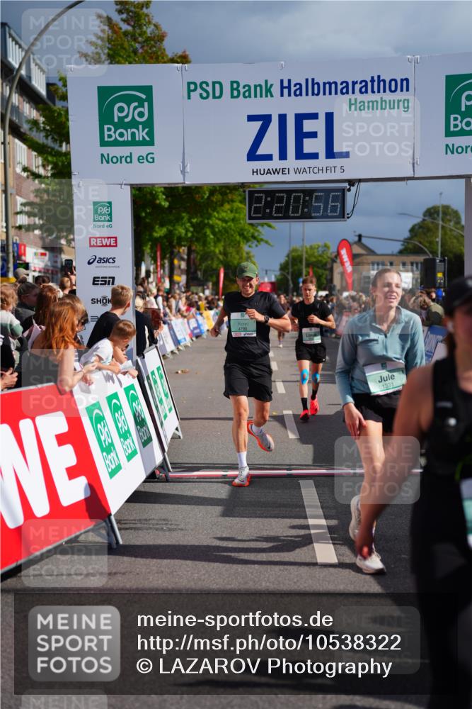 20.09.2026 - PSD Bank Halbmarathon LAZAROV Photography http://msf.ph/oto/10538322 20.09.2026 12:20:55 Ziel 1331, 2305, 3102, 3412, 3740, 4292, 4312, 4790 meine-sportfotos.de