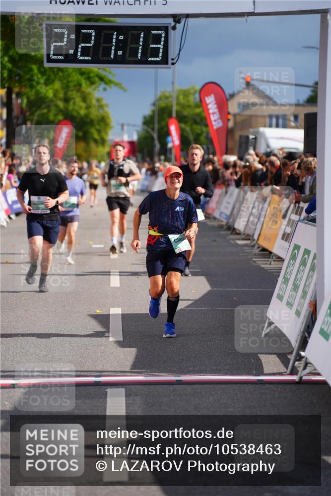 20.09.2026 - PSD Bank Halbmarathon LAZAROV Photography http://msf.ph/oto/10538463 20.09.2026 12:21:13 Ziel 1143, 1281, 2906, 2907 meine-sportfotos.de