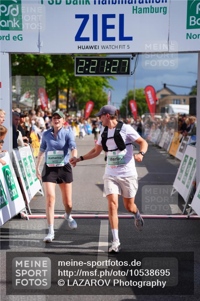 20.09.2026 - PSD Bank Halbmarathon LAZAROV Photography http://msf.ph/oto/10538695 20.09.2026 12:21:27 Ziel 1443, 1793, 3197, 3672 meine-sportfotos.de