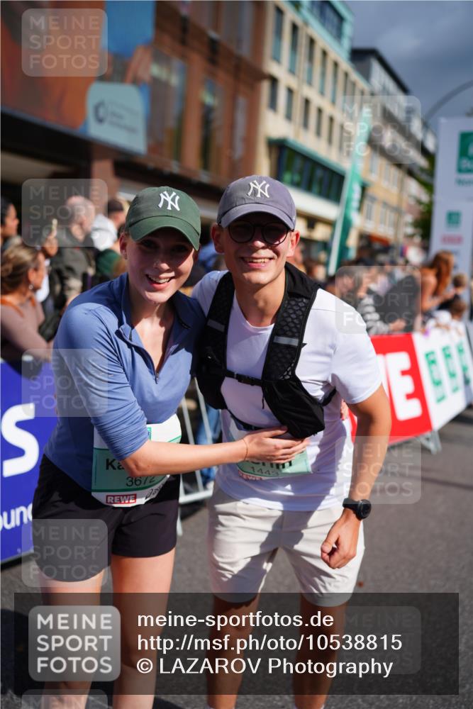 20.09.2026 - PSD Bank Halbmarathon LAZAROV Photography http://msf.ph/oto/10538815 20.09.2026 12:21:40 Ziel 1203, 4205 meine-sportfotos.de