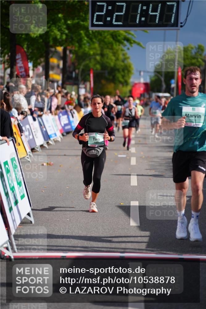 20.09.2026 - PSD Bank Halbmarathon LAZAROV Photography http://msf.ph/oto/10538878 20.09.2026 12:21:46 Ziel 1097, 1714 meine-sportfotos.de