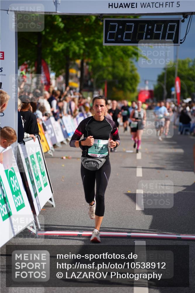20.09.2026 - PSD Bank Halbmarathon LAZAROV Photography http://msf.ph/oto/10538912 20.09.2026 12:21:47 Ziel 1041, 1097, 1714 meine-sportfotos.de