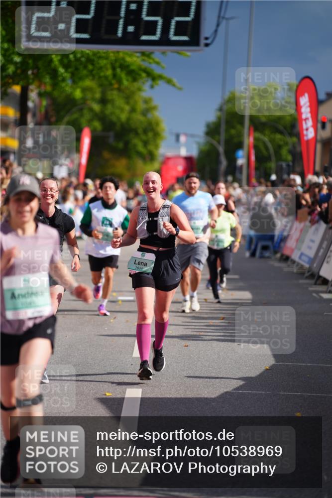 20.09.2026 - PSD Bank Halbmarathon LAZAROV Photography http://msf.ph/oto/10538969 20.09.2026 12:21:51 Ziel 1041, 1097, 1659, 1714, 2419, 2917 meine-sportfotos.de