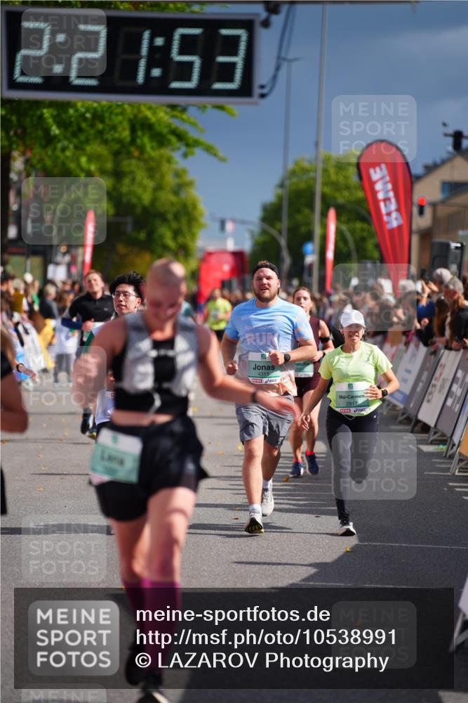 20.09.2026 - PSD Bank Halbmarathon LAZAROV Photography http://msf.ph/oto/10538991 20.09.2026 12:21:53 Ziel 1041, 1097, 1659, 1714, 2060, 2419, 2917, 4303, 4310, 4315 meine-sportfotos.de
