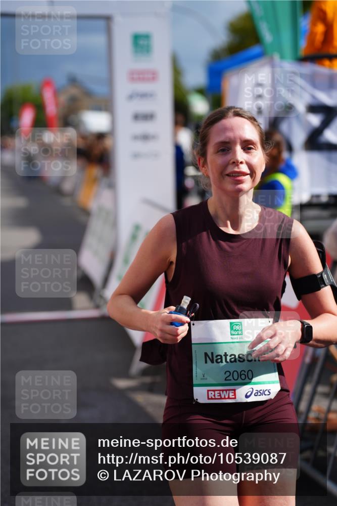 20.09.2026 - PSD Bank Halbmarathon LAZAROV Photography http://msf.ph/oto/10539087 20.09.2026 12:22:00 Ziel 1659, 2060, 2235, 2419, 2917, 4303, 4310, 4315 meine-sportfotos.de