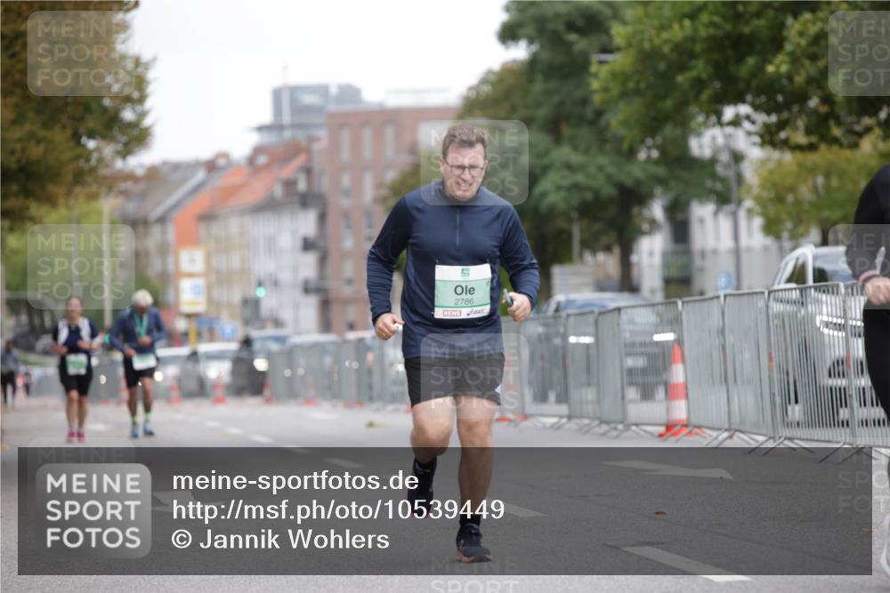 20.09.2026 - PSD Bank Halbmarathon Jannik Wohlers http://msf.ph/oto/10539449 20.09.2026 13:03:10 Laufen 2786 meine-sportfotos.de