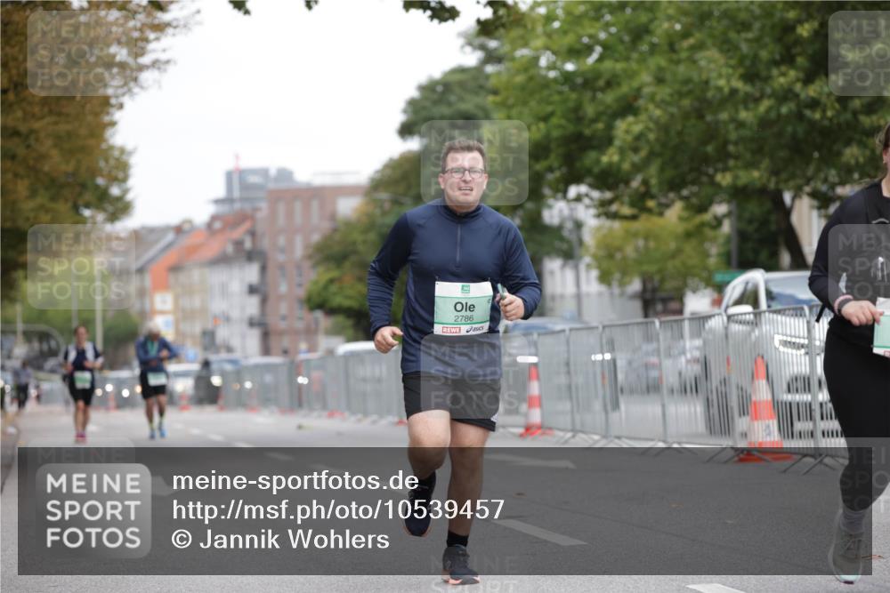 20.09.2026 - PSD Bank Halbmarathon Jannik Wohlers http://msf.ph/oto/10539457 20.09.2026 13:03:12 Laufen 2786 meine-sportfotos.de
