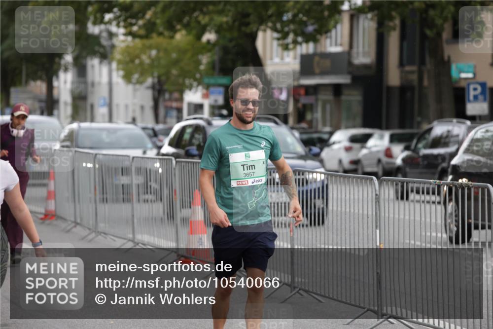 20.09.2026 - PSD Bank Halbmarathon Jannik Wohlers http://msf.ph/oto/10540066 20.09.2026 13:12:36 Laufen 3657 meine-sportfotos.de