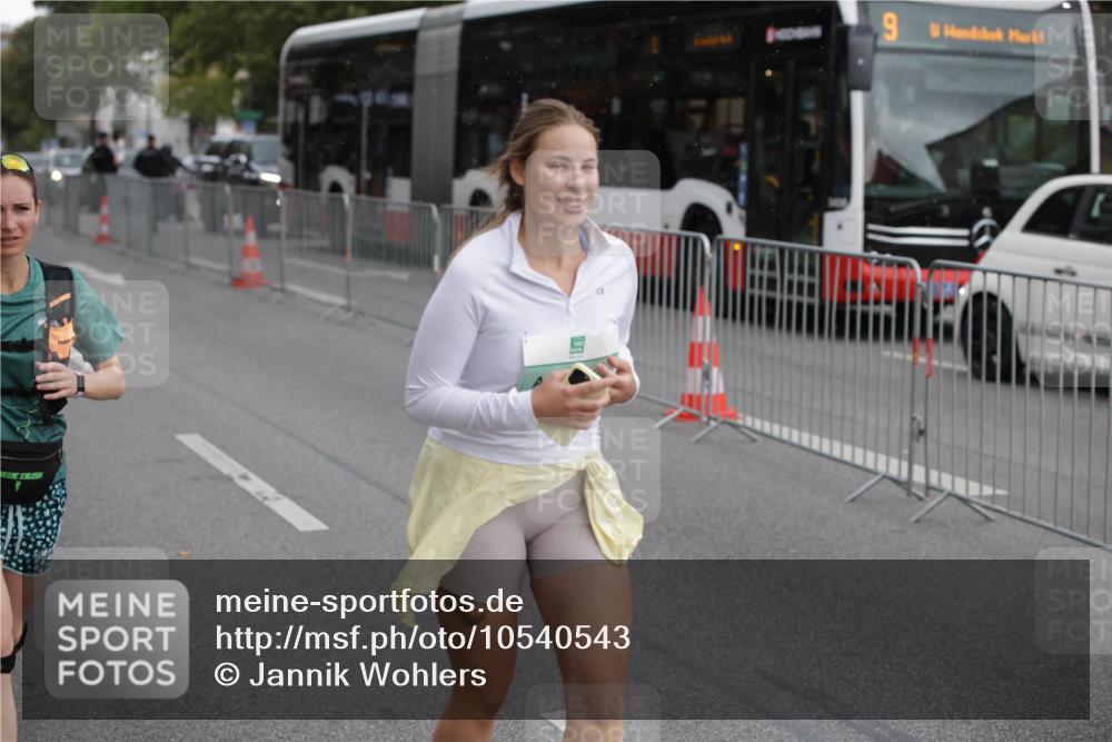 20.09.2026 - PSD Bank Halbmarathon Jannik Wohlers http://msf.ph/oto/10540543 20.09.2026 13:14:43 Laufen 9 meine-sportfotos.de