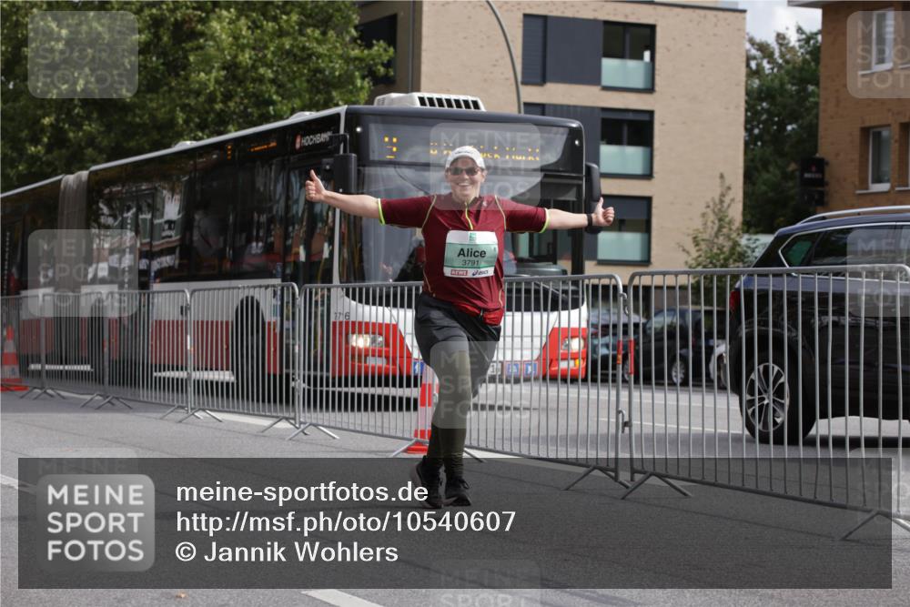 20.09.2026 - PSD Bank Halbmarathon Jannik Wohlers http://msf.ph/oto/10540607 20.09.2026 13:05:51 Laufen 3791 meine-sportfotos.de