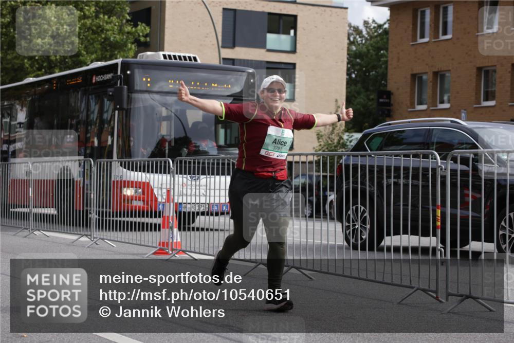 20.09.2026 - PSD Bank Halbmarathon Jannik Wohlers http://msf.ph/oto/10540651 20.09.2026 13:05:52 Laufen 1716, 1715, 3791 meine-sportfotos.de