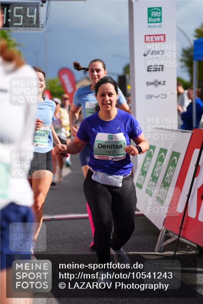20.09.2026 - PSD Bank Halbmarathon LAZAROV Photography http://msf.ph/oto/10541243 20.09.2026 12:24:53 Ziel 1009, 1033, 1043, 1161, 1242, 1439, 1503, 1654, 1688, 1768, 1932, 2083, 2135, 2167, 2207, 2452, 2658, 3419, 3453, 3533, 3756, 4077, 4190, 4332 meine-sportfotos.de