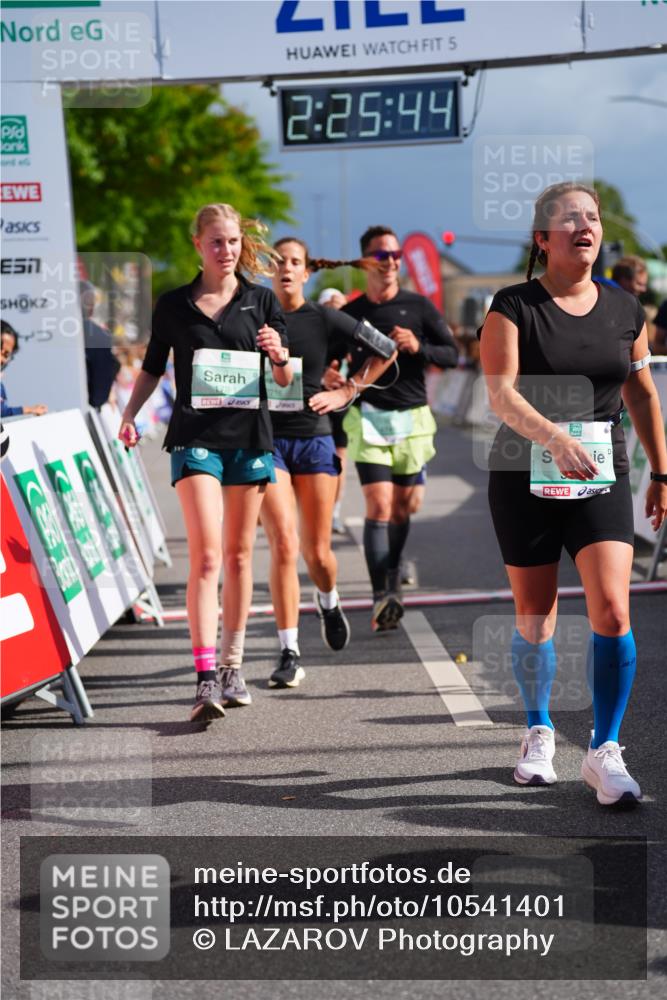 20.09.2026 - PSD Bank Halbmarathon LAZAROV Photography http://msf.ph/oto/10541401 20.09.2026 12:25:44 Ziel 1652, 1798, 2216, 2287, 2507, 2953, 2954, 3242, 3666, 3873, 4749 meine-sportfotos.de