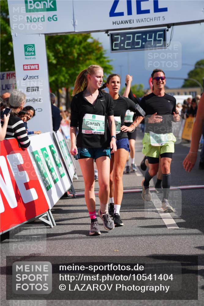 20.09.2026 - PSD Bank Halbmarathon LAZAROV Photography http://msf.ph/oto/10541404 20.09.2026 12:25:44 Ziel 1652, 1798, 2216, 2287, 2507, 2953, 2954, 3242, 3666, 3873, 4749 meine-sportfotos.de