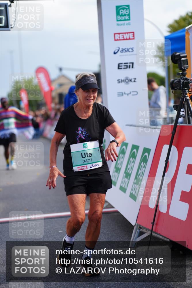 20.09.2026 - PSD Bank Halbmarathon LAZAROV Photography http://msf.ph/oto/10541616 20.09.2026 12:26:15 Ziel 1477, 1754, 1807, 1914, 2477, 3693, 3694, 4736 meine-sportfotos.de
