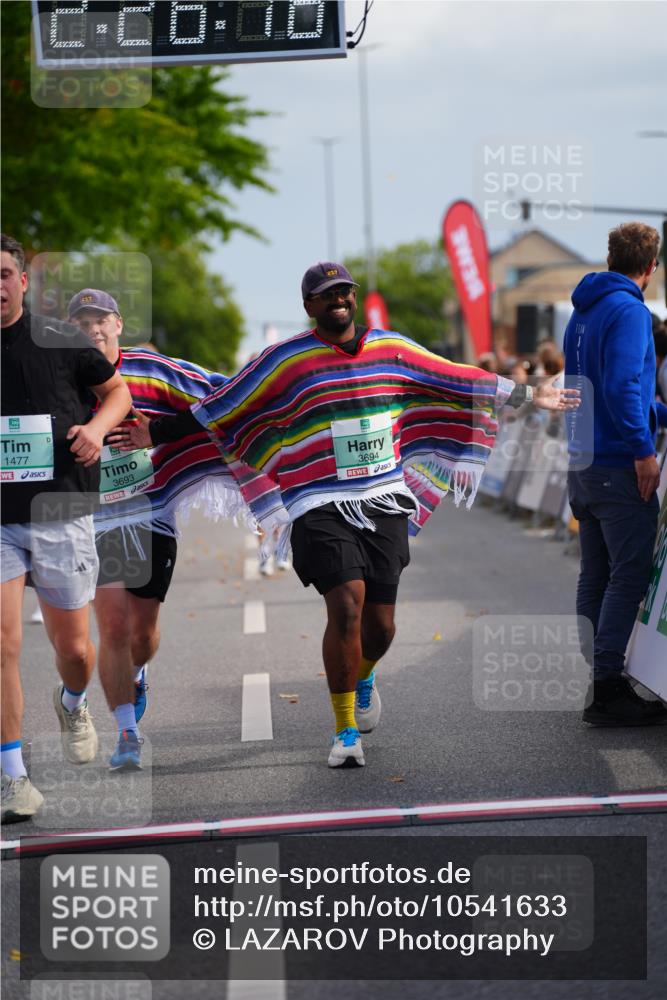 20.09.2026 - PSD Bank Halbmarathon LAZAROV Photography http://msf.ph/oto/10541633 20.09.2026 12:26:18 Ziel 1202, 1477, 1754, 1807, 1914, 2477, 3693, 3694, 4192 meine-sportfotos.de