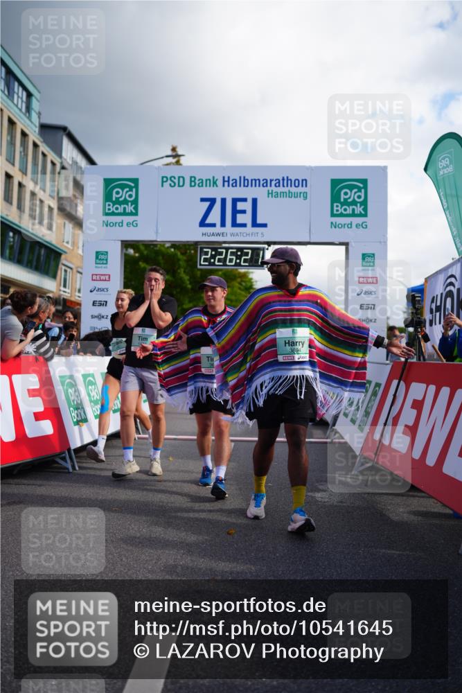 20.09.2026 - PSD Bank Halbmarathon LAZAROV Photography http://msf.ph/oto/10541645 20.09.2026 12:26:21 Ziel 1202, 1477, 1754, 1807, 2477, 3693, 3694, 4192, 4216 meine-sportfotos.de