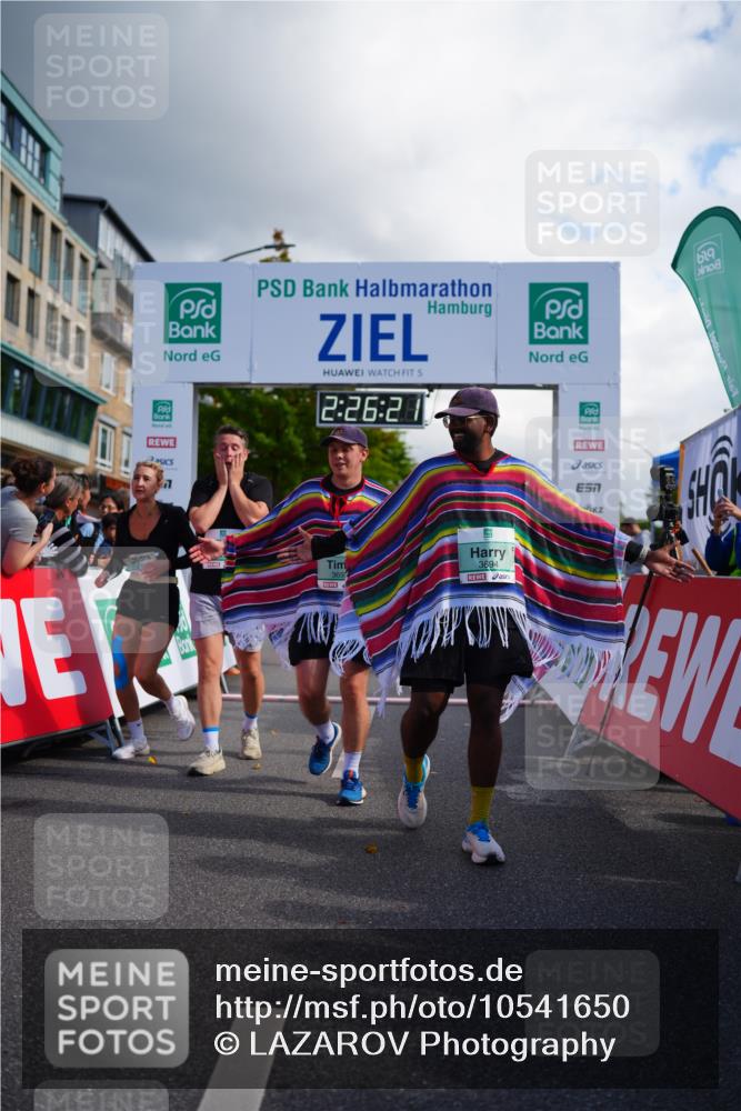 20.09.2026 - PSD Bank Halbmarathon LAZAROV Photography http://msf.ph/oto/10541650 20.09.2026 12:26:21 Ziel 1202, 1477, 1754, 1807, 2477, 3693, 3694, 4192, 4216 meine-sportfotos.de