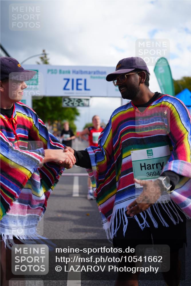 20.09.2026 - PSD Bank Halbmarathon LAZAROV Photography http://msf.ph/oto/10541662 20.09.2026 12:26:24 Ziel 1202, 1477, 1807, 3693, 3694, 4192, 4216 meine-sportfotos.de