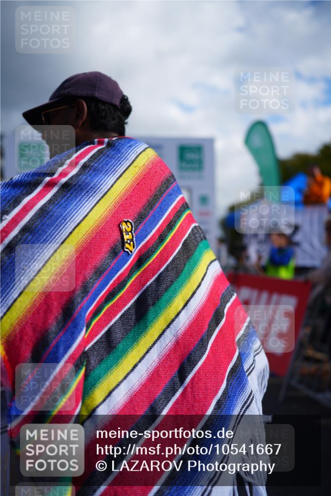 20.09.2026 - PSD Bank Halbmarathon LAZAROV Photography http://msf.ph/oto/10541667 20.09.2026 12:26:24 Ziel 1202, 1477, 1807, 3693, 3694, 4192, 4216 meine-sportfotos.de