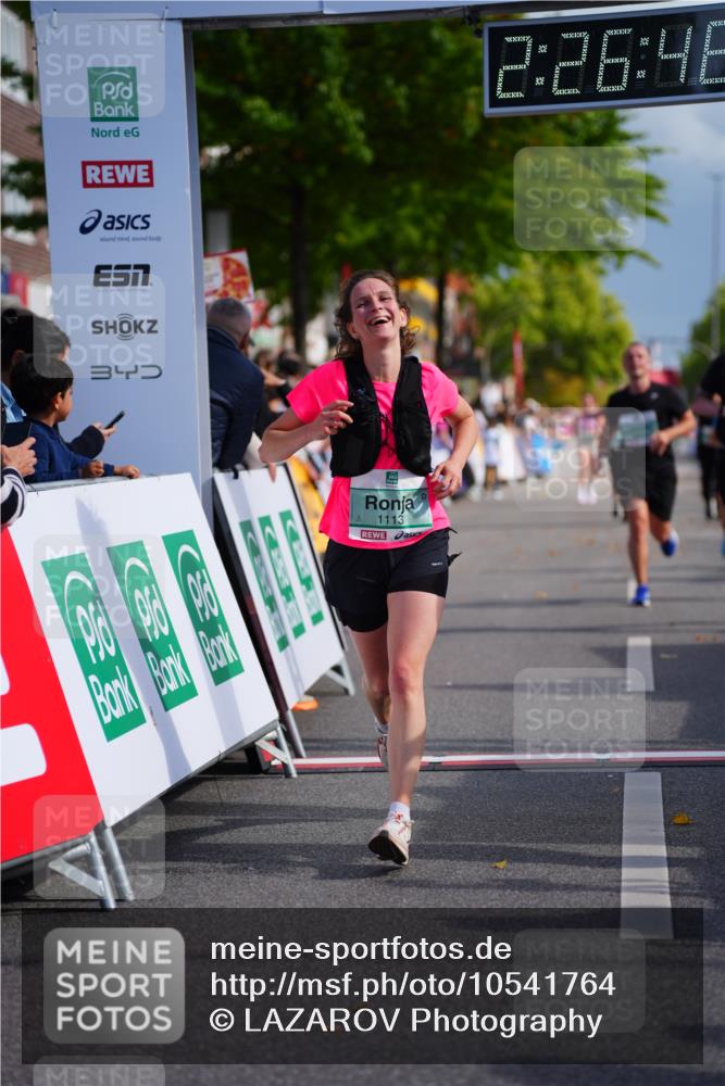 20.09.2026 - PSD Bank Halbmarathon LAZAROV Photography http://msf.ph/oto/10541764 20.09.2026 12:26:46 Ziel 1113, 1231, 1345, 1471, 1844, 2039, 2858, 2871, 3821, 4427 meine-sportfotos.de