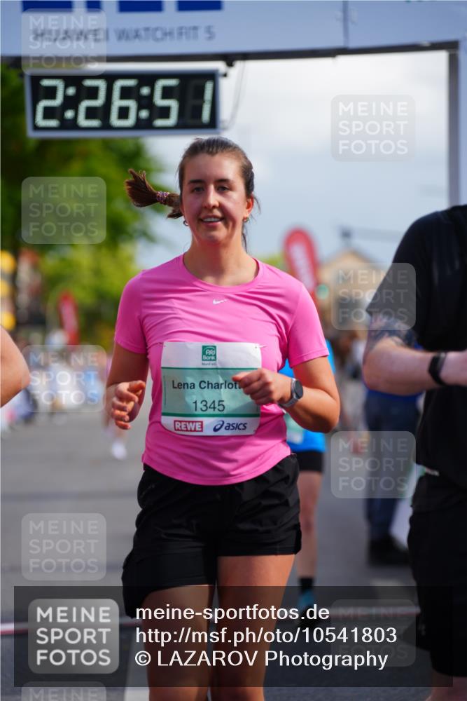 20.09.2026 - PSD Bank Halbmarathon LAZAROV Photography http://msf.ph/oto/10541803 20.09.2026 12:26:50 Ziel 1113, 1231, 1345, 1471, 1738, 1844, 2021, 2039, 2858, 3821 meine-sportfotos.de