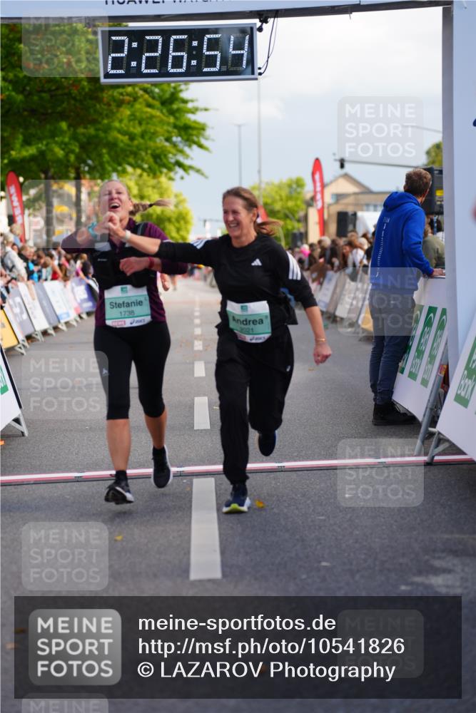 20.09.2026 - PSD Bank Halbmarathon LAZAROV Photography http://msf.ph/oto/10541826 20.09.2026 12:26:53 Ziel 1113, 1231, 1345, 1471, 1738, 2021, 2039, 2538, 2858 meine-sportfotos.de