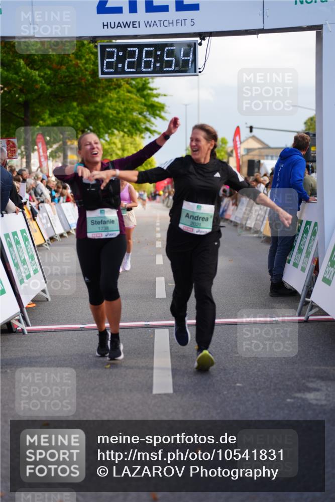 20.09.2026 - PSD Bank Halbmarathon LAZAROV Photography http://msf.ph/oto/10541831 20.09.2026 12:26:54 Ziel 1345, 1471, 1738, 2021, 2039, 2295, 2538, 2858 meine-sportfotos.de