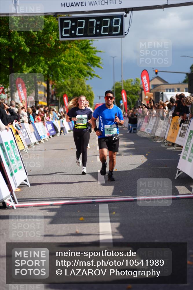 20.09.2026 - PSD Bank Halbmarathon LAZAROV Photography http://msf.ph/oto/10541989 20.09.2026 12:27:28 Ziel 1186, 1667, 2279, 2839, 3294 meine-sportfotos.de
