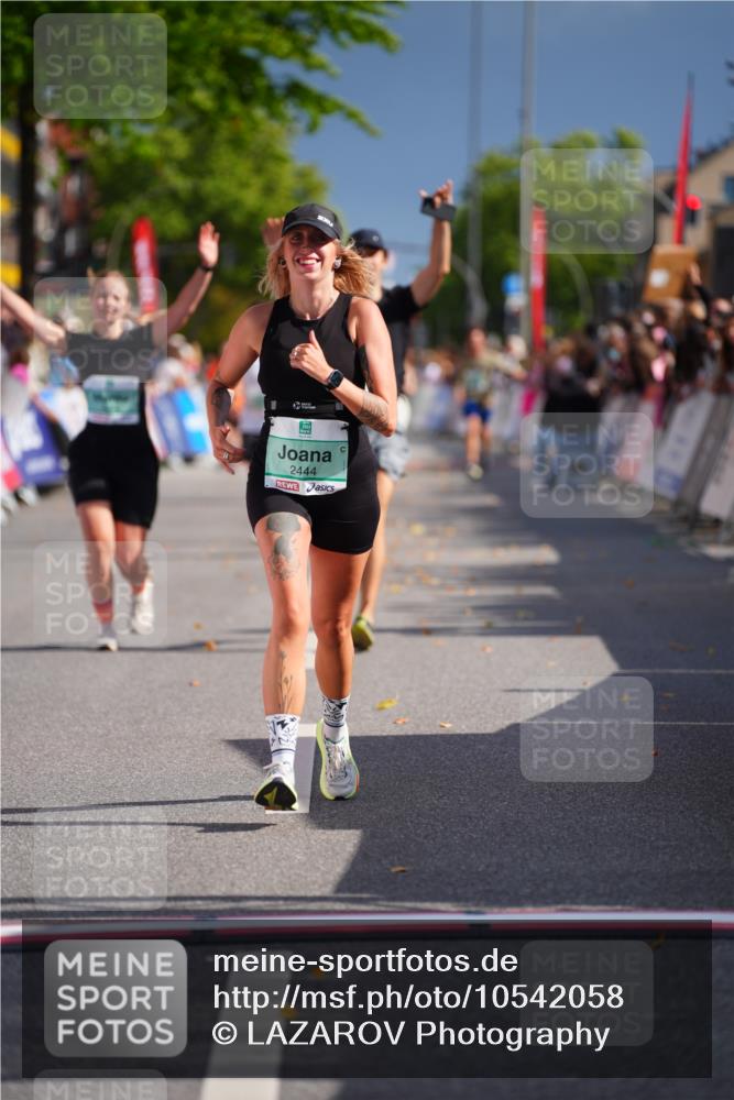 20.09.2026 - PSD Bank Halbmarathon LAZAROV Photography http://msf.ph/oto/10542058 20.09.2026 12:27:38 Ziel 1186, 2444, 4193, 4264, 4792 meine-sportfotos.de
