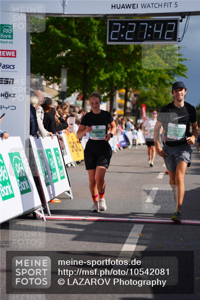 20.09.2026 - PSD Bank Halbmarathon LAZAROV Photography http://msf.ph/oto/10542081 20.09.2026 12:27:41 Ziel 2444, 2943, 4193, 4264, 4792 meine-sportfotos.de
