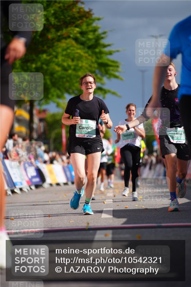 20.09.2026 - PSD Bank Halbmarathon LAZAROV Photography http://msf.ph/oto/10542321 20.09.2026 12:28:20 Ziel 1214, 1367, 1421, 2717, 4412, 4455, 4540, 4557 meine-sportfotos.de