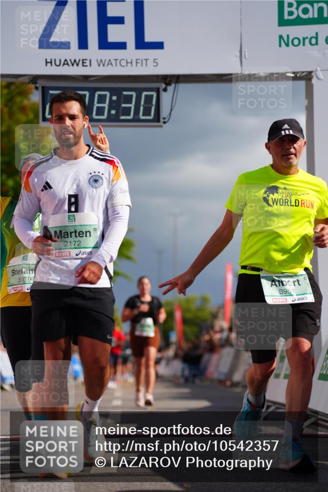 20.09.2026 - PSD Bank Halbmarathon LAZAROV Photography http://msf.ph/oto/10542357 20.09.2026 12:28:30 Ziel 1421, 2172, 2717, 3343, 3958, 3959, 4557 meine-sportfotos.de