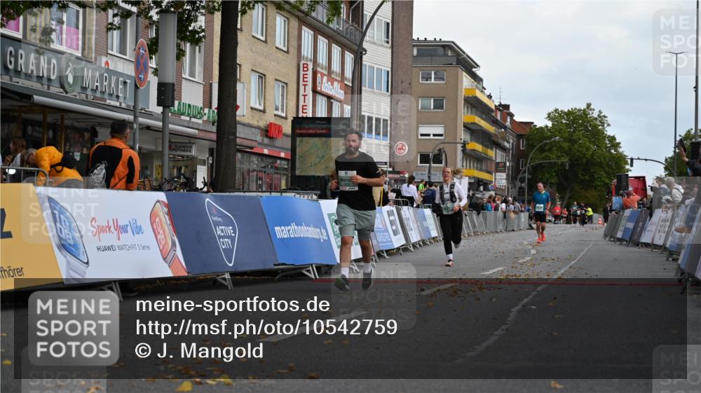 20.09.2026 - PSD Bank Halbmarathon J. Mangold http://msf.ph/oto/10542759 20.09.2026 12:50:45 Ziel 1375, 1796, 3805 meine-sportfotos.de