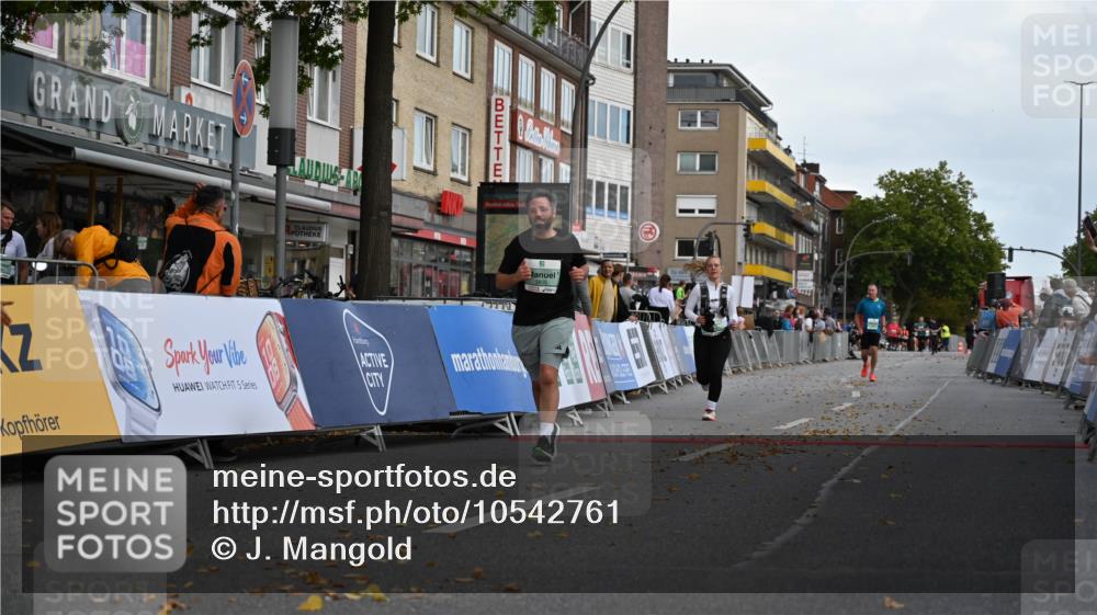 20.09.2026 - PSD Bank Halbmarathon J. Mangold http://msf.ph/oto/10542761 20.09.2026 12:50:46 Ziel 1375, 1796, 3805 meine-sportfotos.de