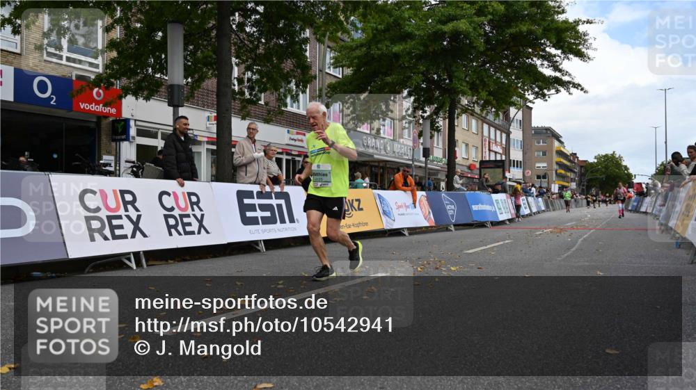 20.09.2026 - PSD Bank Halbmarathon J. Mangold http://msf.ph/oto/10542941 20.09.2026 12:52:42 Ziel 3026, 4123 meine-sportfotos.de
