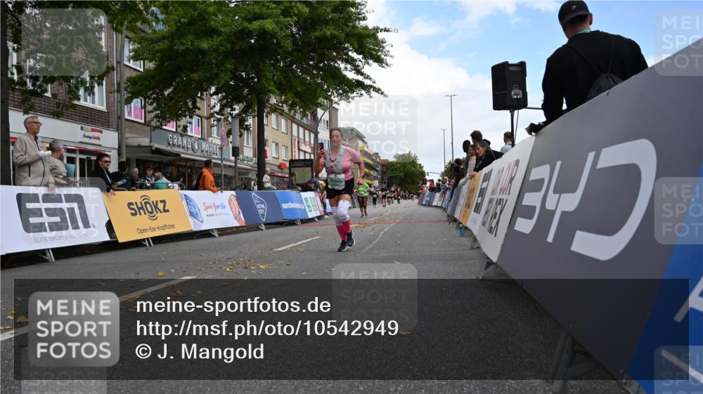 20.09.2026 - PSD Bank Halbmarathon J. Mangold http://msf.ph/oto/10542949 20.09.2026 12:52:50 Ziel 3026, 4153 meine-sportfotos.de