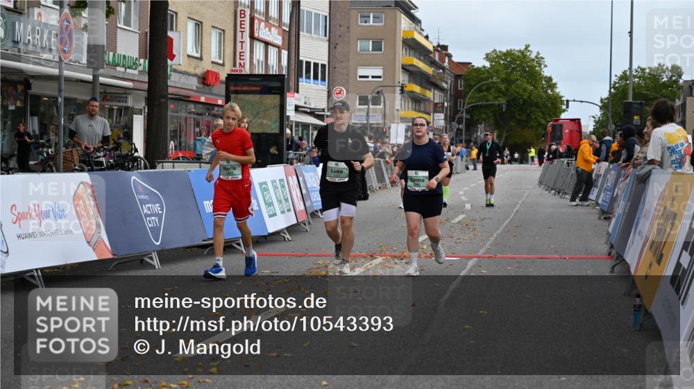 20.09.2026 - PSD Bank Halbmarathon J. Mangold http://msf.ph/oto/10543393 20.09.2026 12:58:44 Ziel 1051, 2885, 2982, 2983 meine-sportfotos.de