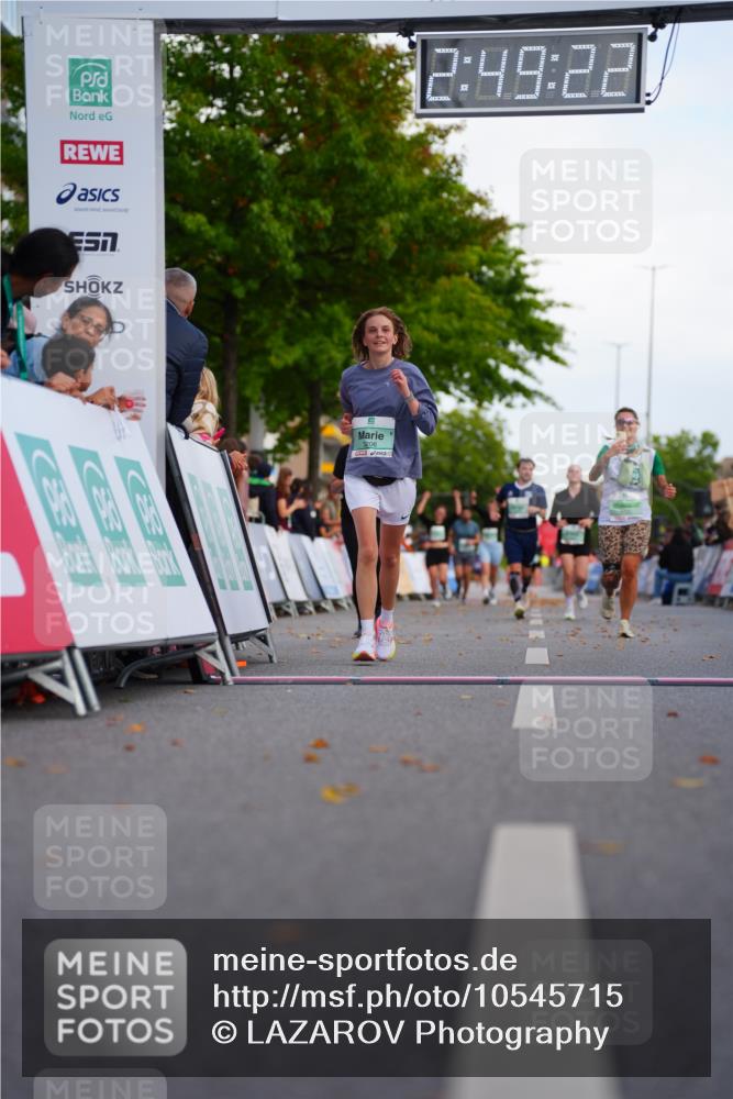 20.09.2026 - PSD Bank Halbmarathon LAZAROV Photography http://msf.ph/oto/10545715 20.09.2026 12:49:22 Ziel 2151, 2430, 2453, 3206, 3254, 4700 meine-sportfotos.de