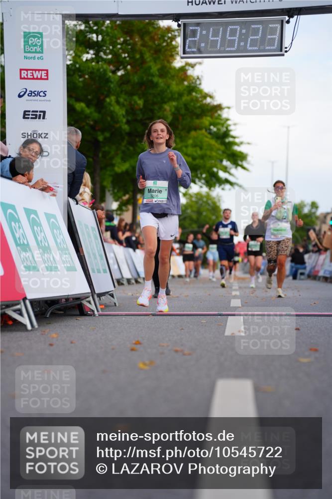 20.09.2026 - PSD Bank Halbmarathon LAZAROV Photography http://msf.ph/oto/10545722 20.09.2026 12:49:23 Ziel 2151, 2430, 2453, 3206, 3254, 4700 meine-sportfotos.de