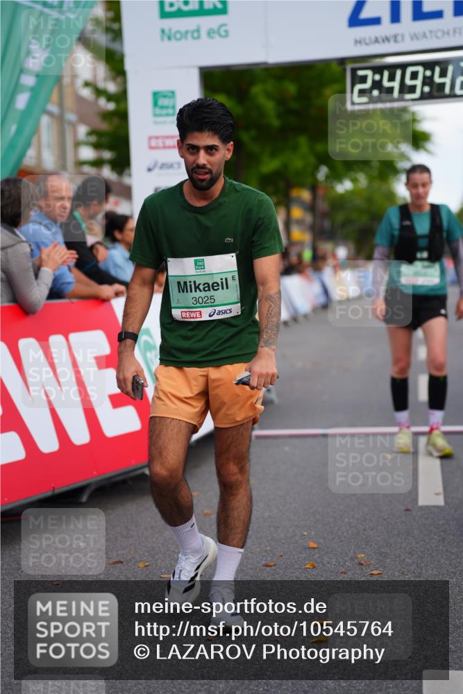 20.09.2026 - PSD Bank Halbmarathon LAZAROV Photography http://msf.ph/oto/10545764 20.09.2026 12:49:41 Ziel 2502, 3025, 3700, 3701, 4469, 4515 meine-sportfotos.de