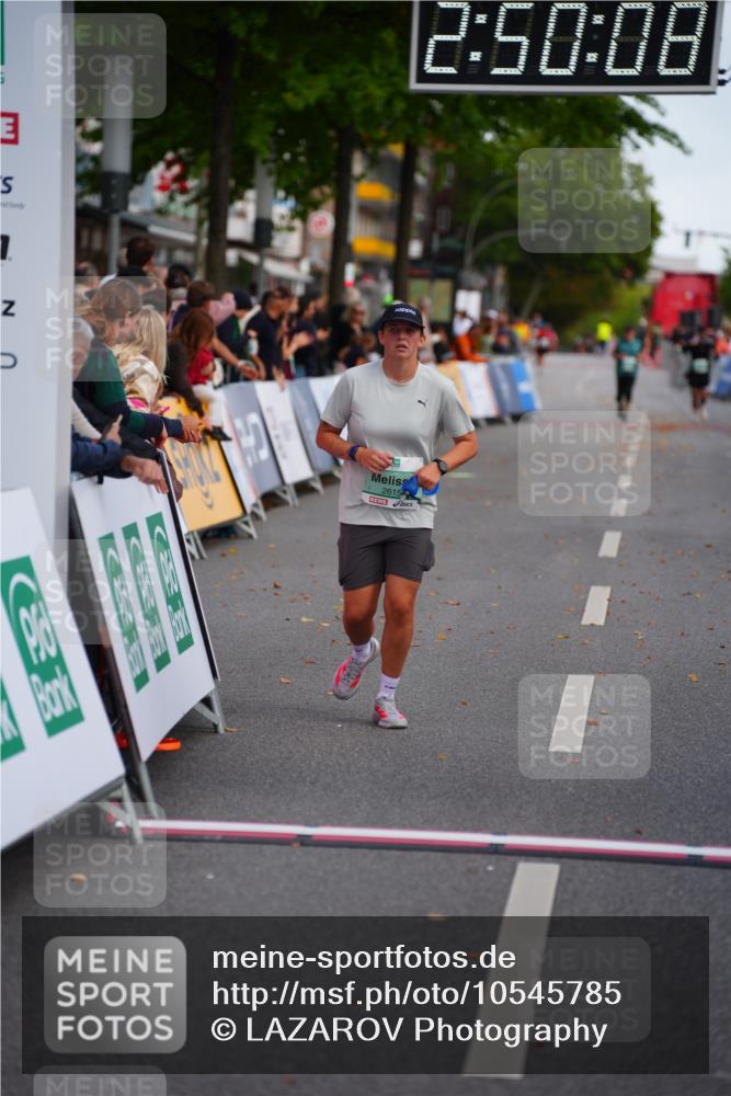 20.09.2026 - PSD Bank Halbmarathon LAZAROV Photography http://msf.ph/oto/10545785 20.09.2026 12:50:08 Ziel 2615, 4229 meine-sportfotos.de