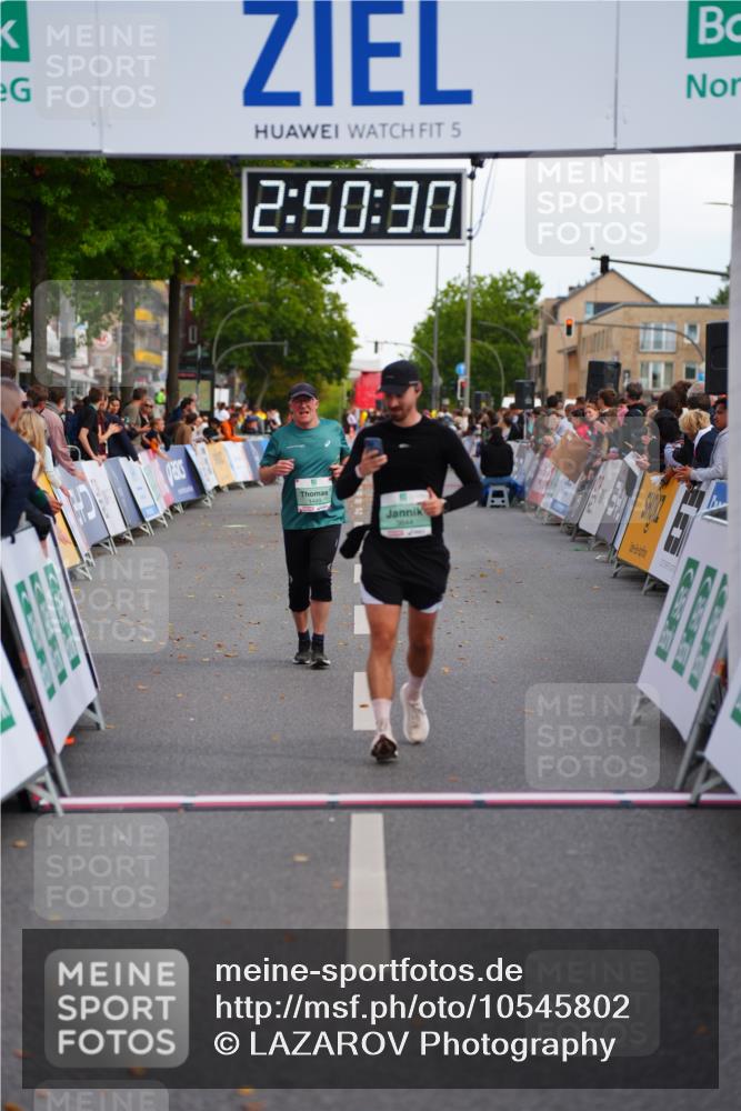 20.09.2026 - PSD Bank Halbmarathon LAZAROV Photography http://msf.ph/oto/10545802 20.09.2026 12:50:29 Ziel 1449, 3644 meine-sportfotos.de