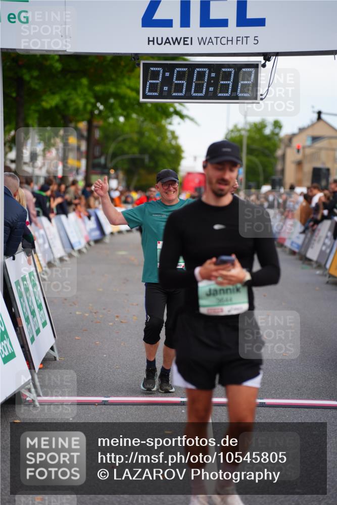 20.09.2026 - PSD Bank Halbmarathon LAZAROV Photography http://msf.ph/oto/10545805 20.09.2026 12:50:32 Ziel 1449, 3644 meine-sportfotos.de