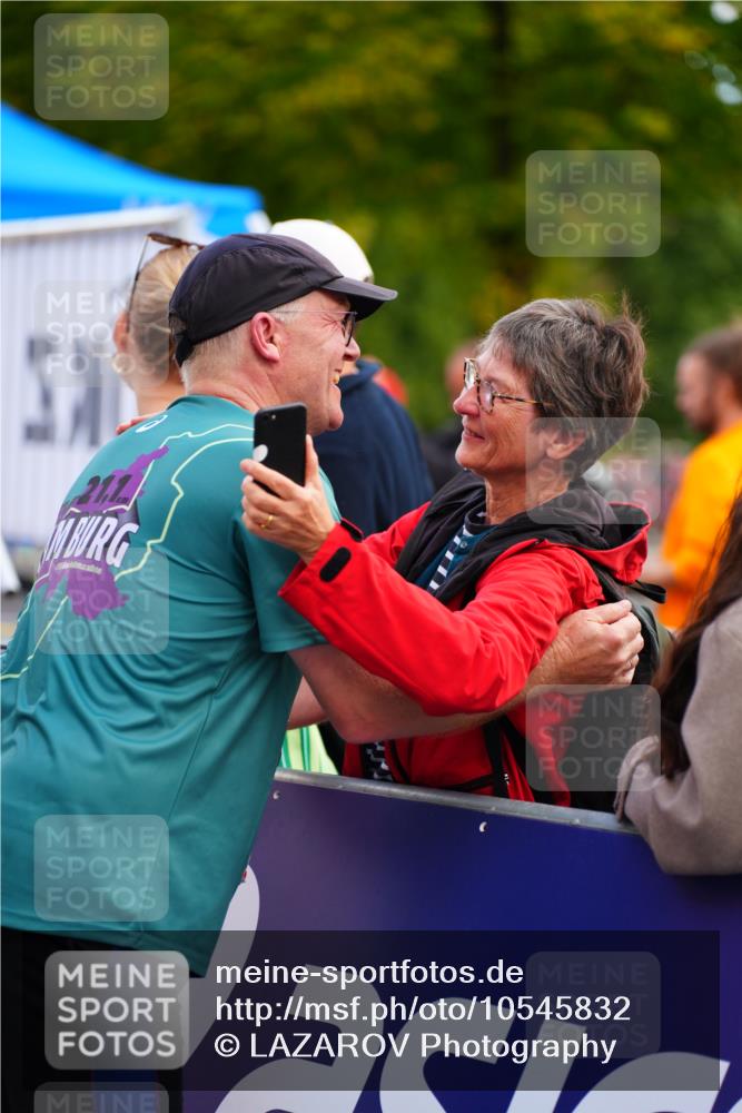 20.09.2026 - PSD Bank Halbmarathon LAZAROV Photography http://msf.ph/oto/10545832 20.09.2026 12:50:42 Ziel 1449 meine-sportfotos.de