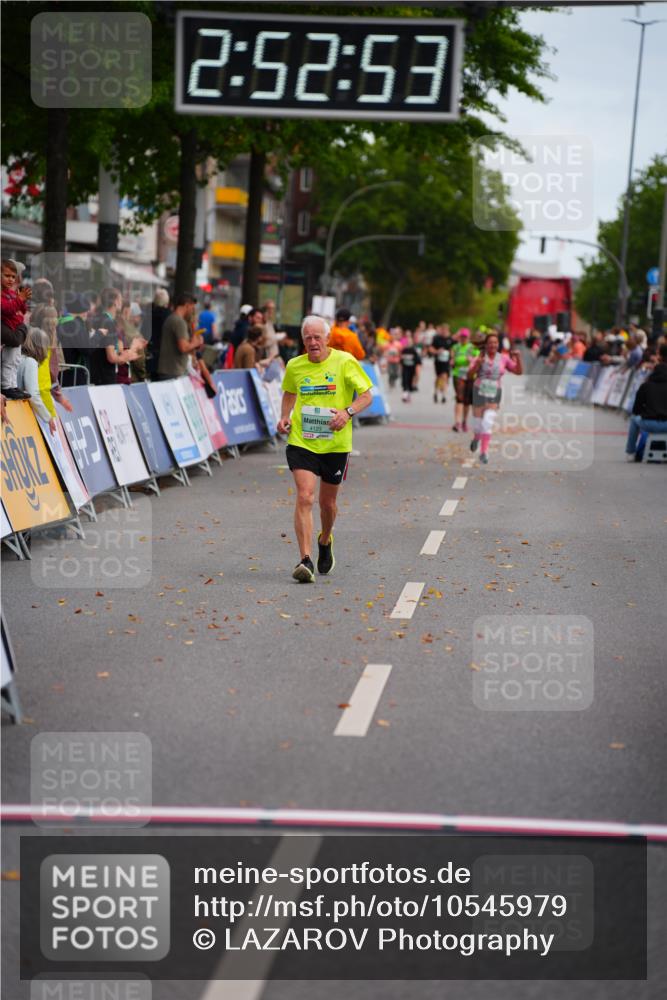 20.09.2026 - PSD Bank Halbmarathon LAZAROV Photography http://msf.ph/oto/10545979 20.09.2026 12:52:53 Ziel 4123 meine-sportfotos.de