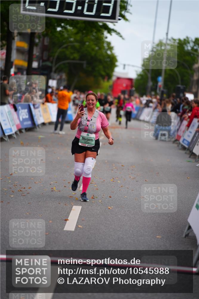 20.09.2026 - PSD Bank Halbmarathon LAZAROV Photography http://msf.ph/oto/10545988 20.09.2026 12:53:03 Ziel 3026, 4123 meine-sportfotos.de