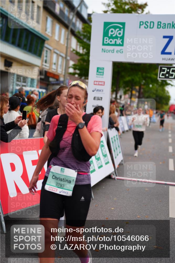 20.09.2026 - PSD Bank Halbmarathon LAZAROV Photography http://msf.ph/oto/10546066 20.09.2026 12:53:39 Ziel 1245, 2793, 2794, 4047 meine-sportfotos.de